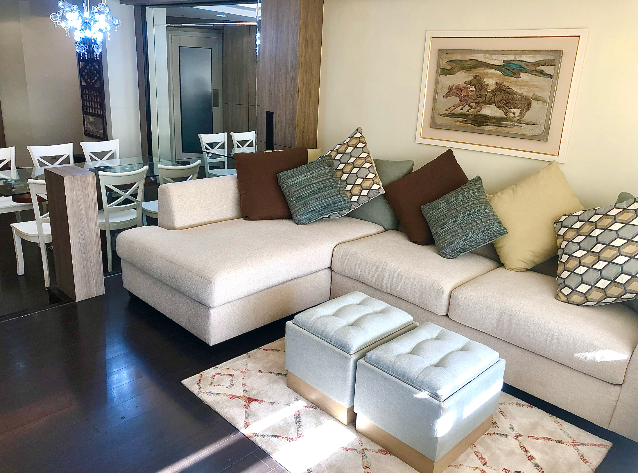 Stylish2-BedroomCondoUnitforSaleatTheIconResidences,BGC,TaguigCity-8.jpg